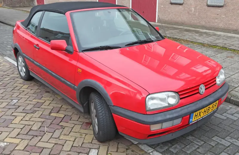 Volkswagen Golf - 2