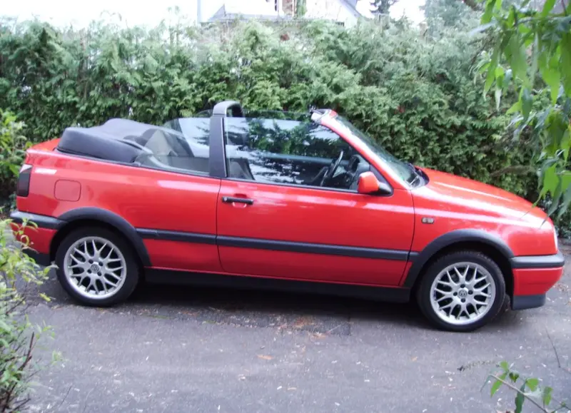 Volkswagen Golf - 6
