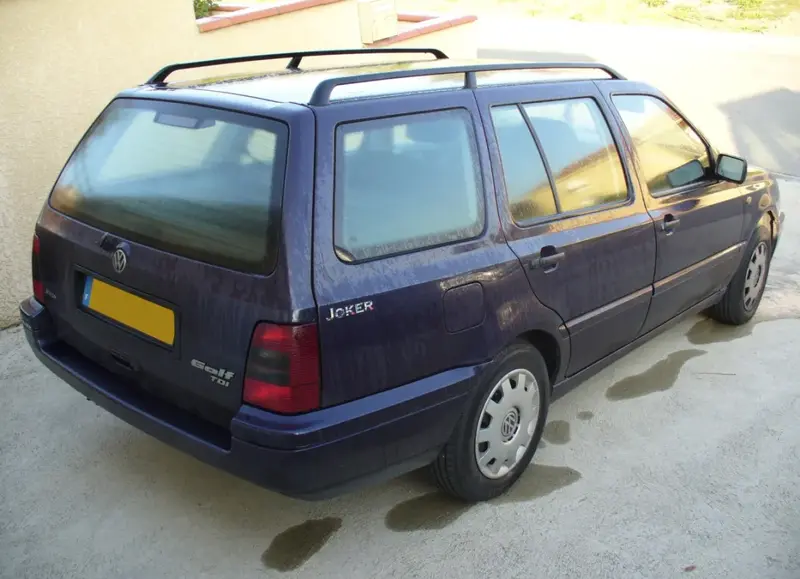Volkswagen Golf - 4