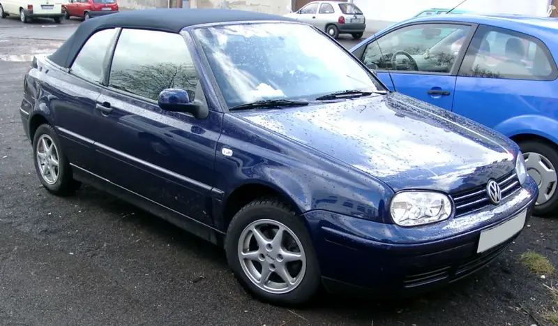 Volkswagen Golf - 2