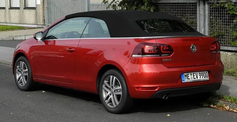 Volkswagen Golf - 2