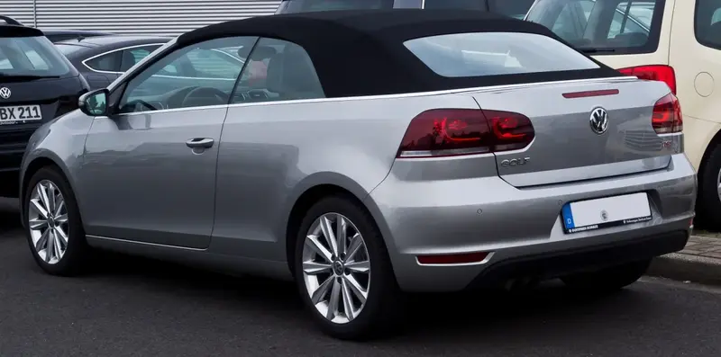 Volkswagen Golf - 4