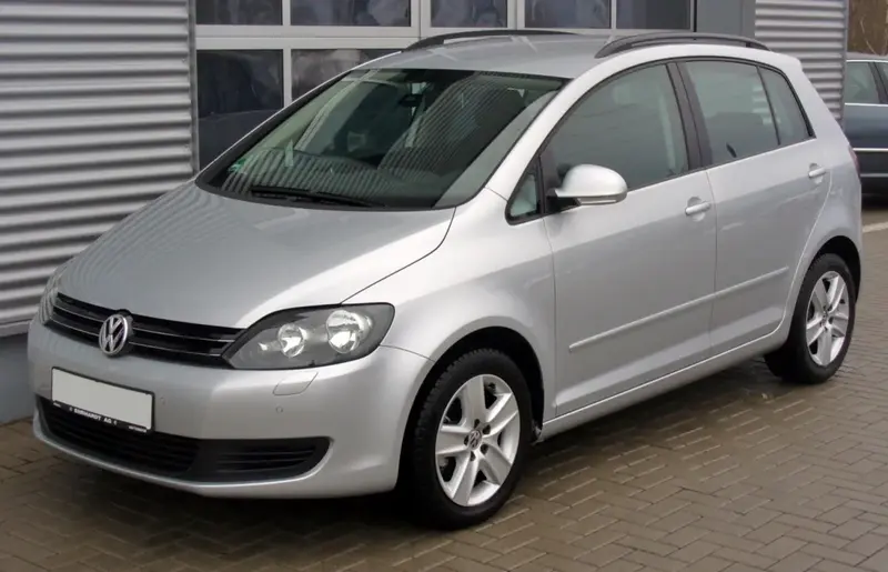 Volkswagen Golf - 4