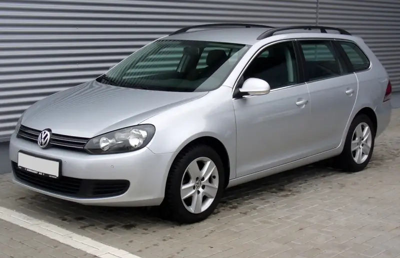Volkswagen Golf - 4