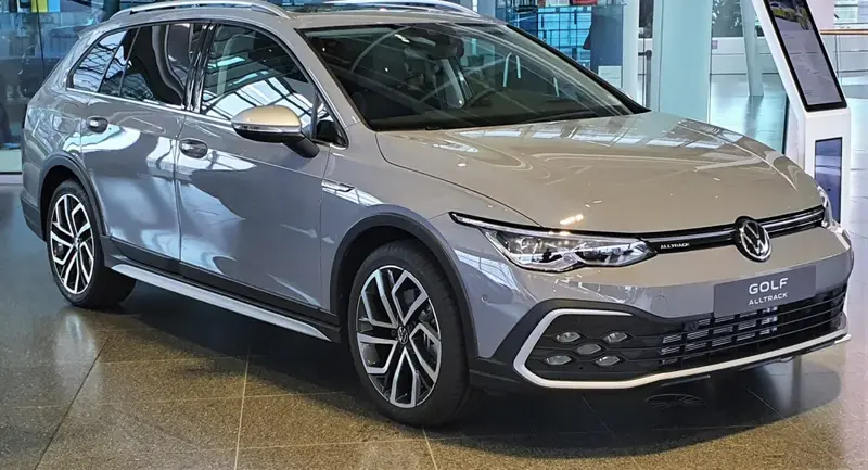 Volkswagen Golf - 2