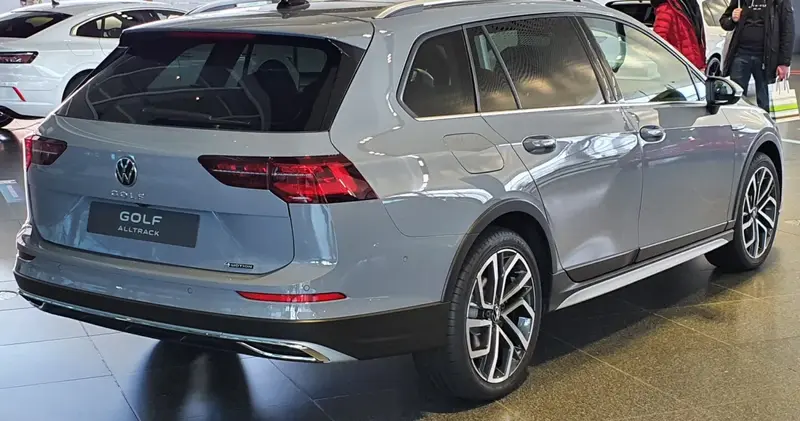 Volkswagen Golf - 3