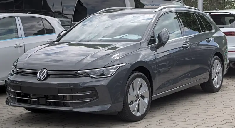 Volkswagen Golf - 2