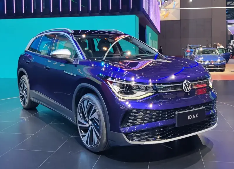 Volkswagen ID.6 - 3
