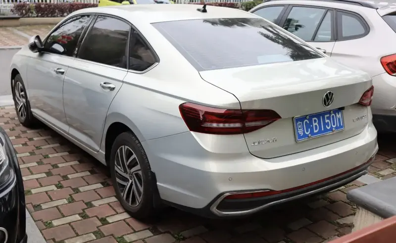Volkswagen Lavida - 2
