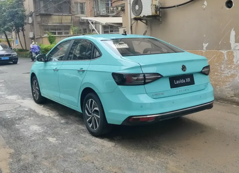 Volkswagen Lavida - 2