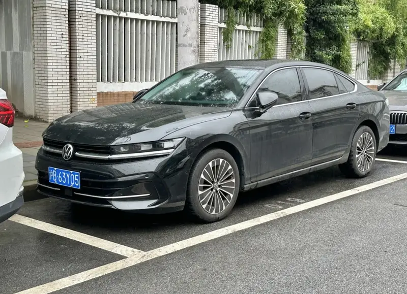 Volkswagen Magotan - 4