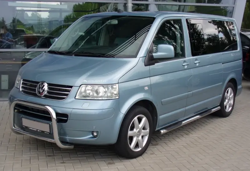 Volkswagen Multivan - 2