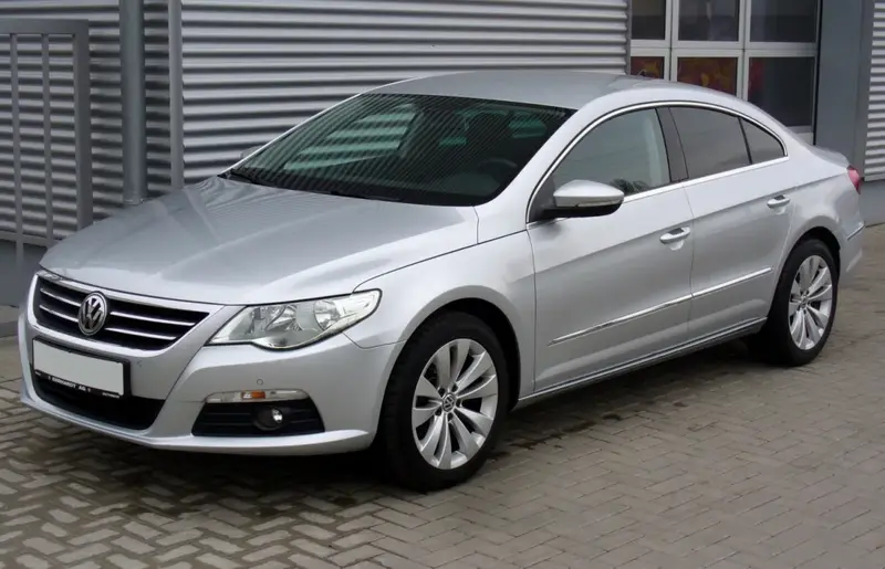 Volkswagen Passat CC - 1
