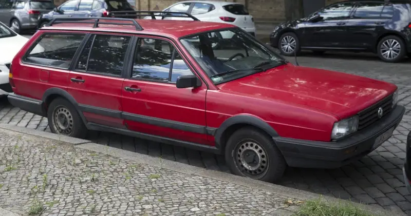 Volkswagen Passat - 2