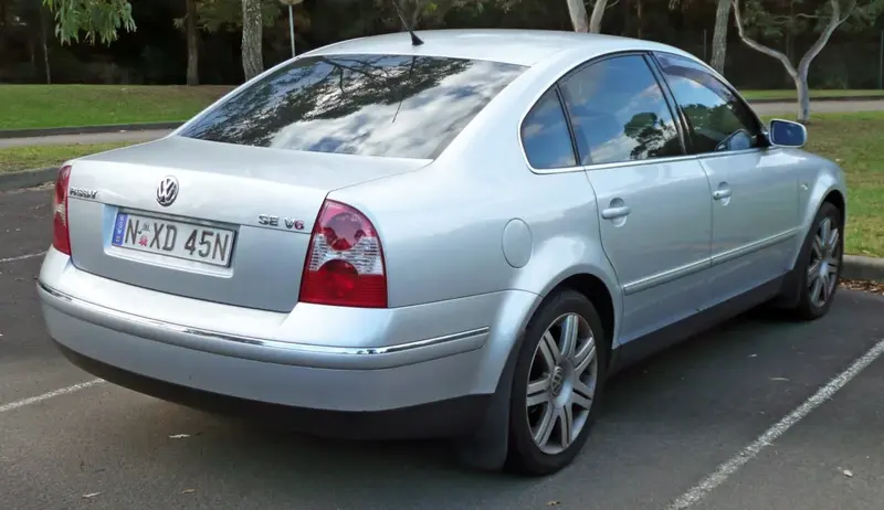 Volkswagen Passat - 3