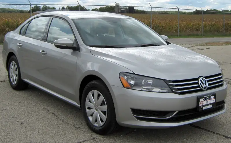 Volkswagen Passat - 3