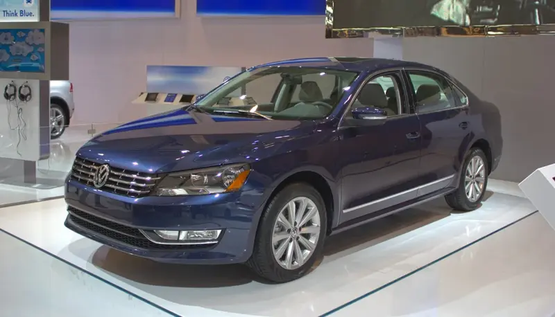 Volkswagen Passat - 6