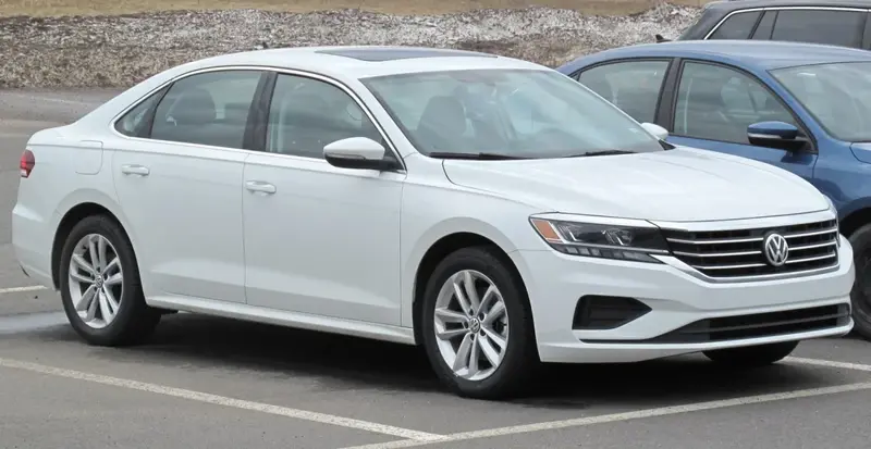 Volkswagen Passat - 3