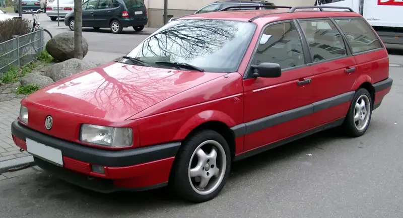 Volkswagen Passat - 4