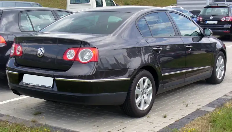 Volkswagen Passat - 5