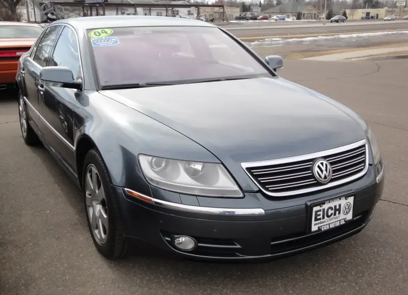 Volkswagen Phaeton - 3