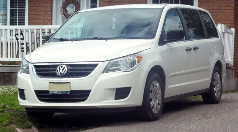 Volkswagen Routan Routan 4.0 V6 (251 bg) Automatic - görsel 4