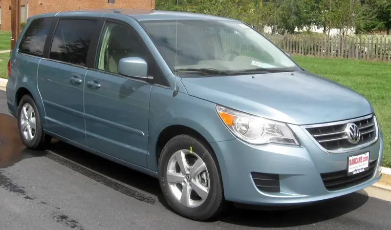 Volkswagen Routan Routan 4.0 V6 (251 bg) Automatic - görsel 6