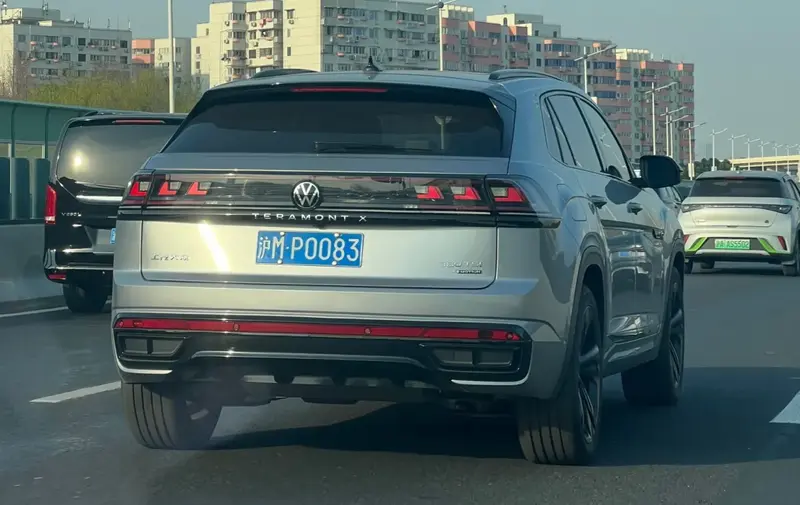 Volkswagen Teramont X - 2