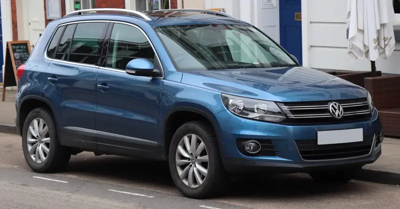 Volkswagen Tiguan - 3