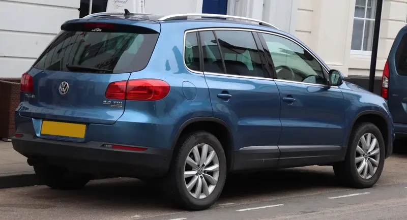 Volkswagen Tiguan - 4