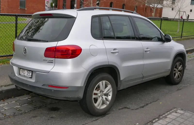 Volkswagen Tiguan - 6