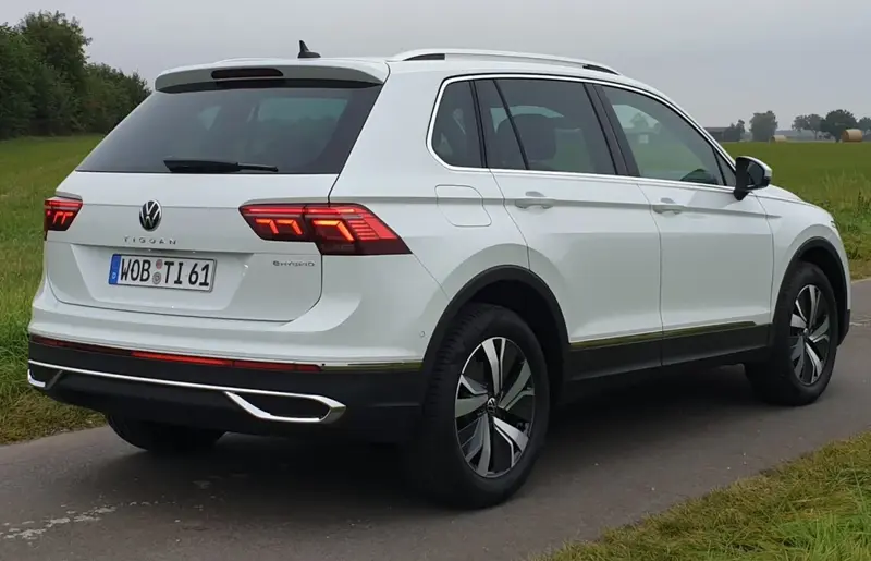 Volkswagen Tiguan - 5