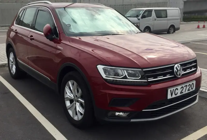 Volkswagen Tiguan - 3