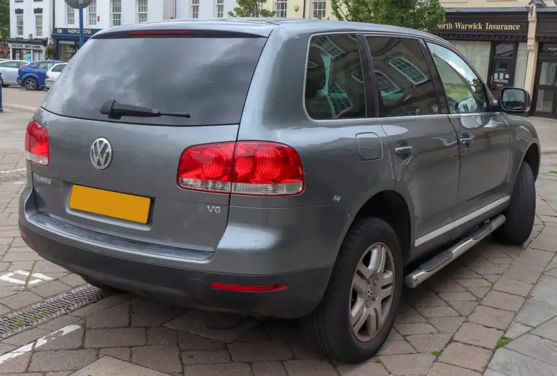 Volkswagen Touareg - 2