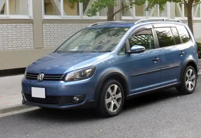 Volkswagen Touran Cross Touran I (facelift 2010)