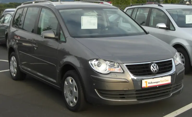 Volkswagen Touran - 5