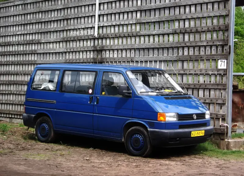 Volkswagen Transporter - 4
