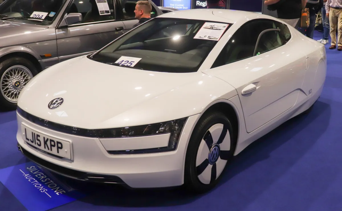 Volkswagen XL1 XL1 0.8 TDI (69 bg) Plug-in Hybrid DSG - görsel 4