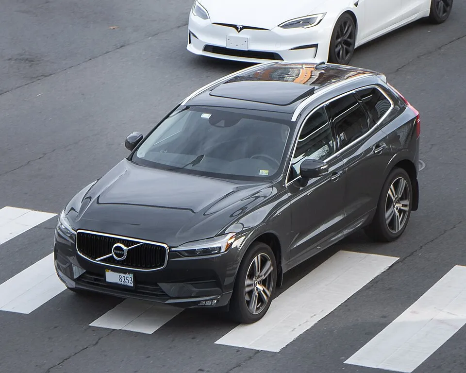 Volvo 2