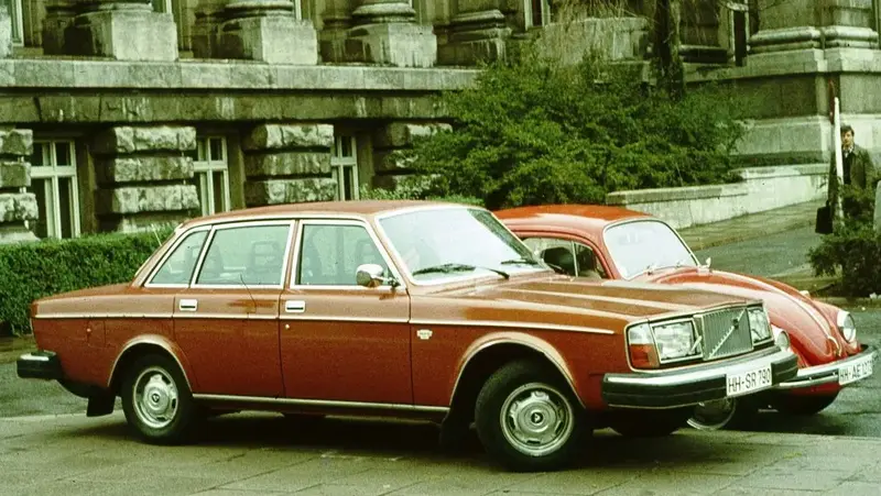 Volvo 260 - 4