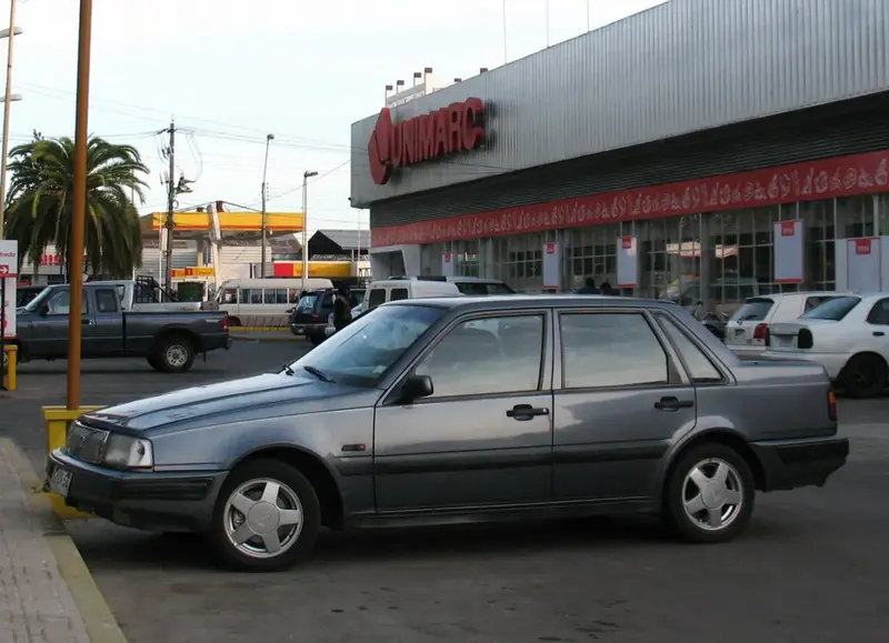 Volvo 460 L - 3