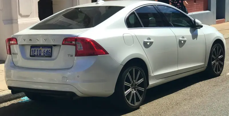 Volvo S60 - 2