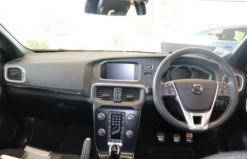 Volvo V40 - 3