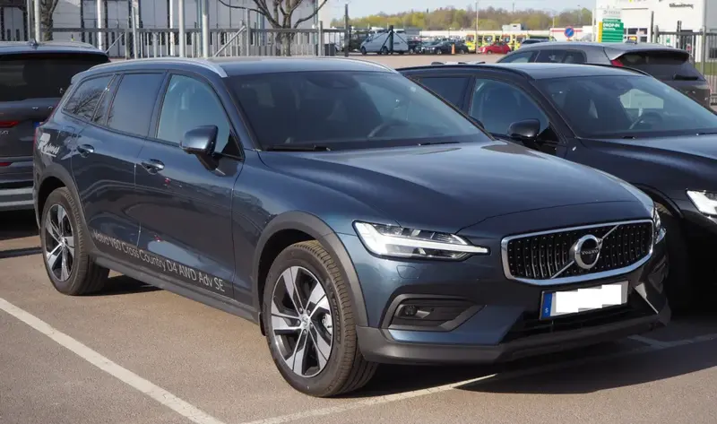 Volvo V60 V60 II 2.0 D3 (150 bg) AWD Automatic - görsel 4