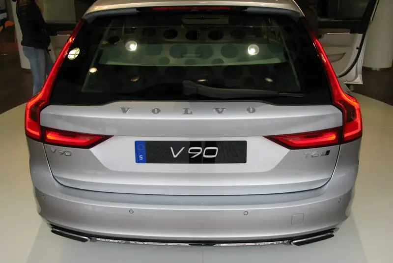 Volvo V90 - 6