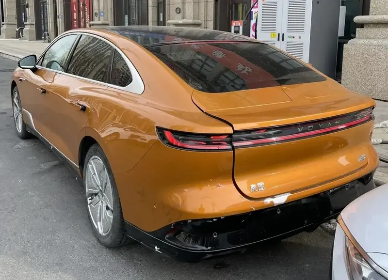 Voyah Passion Passion 109 kWh (510 bg) 4WD Electric - görsel 2