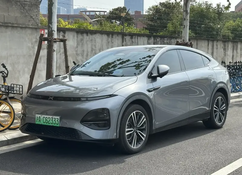 XPENG G6 - 1