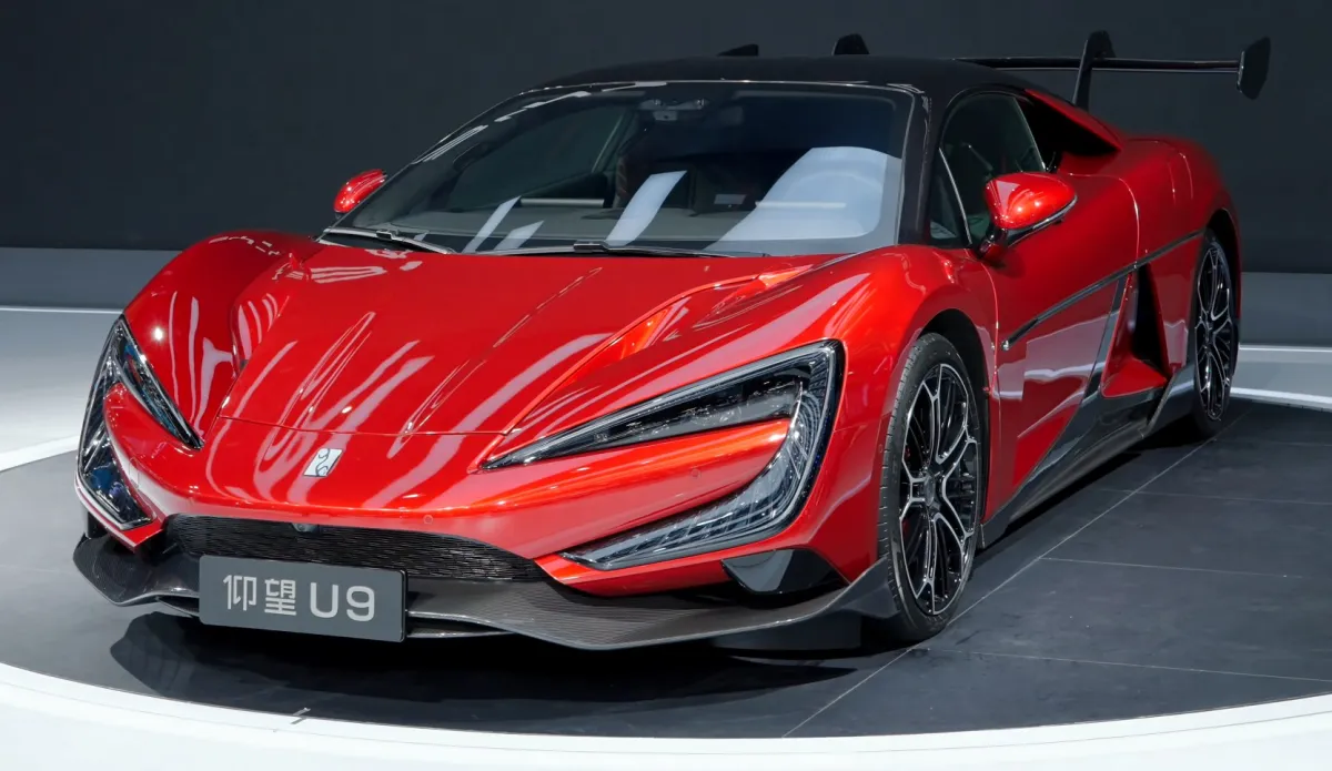 Yangwang U9 U9 80 kWh (1306 bg) 4WD Electric - görsel 3