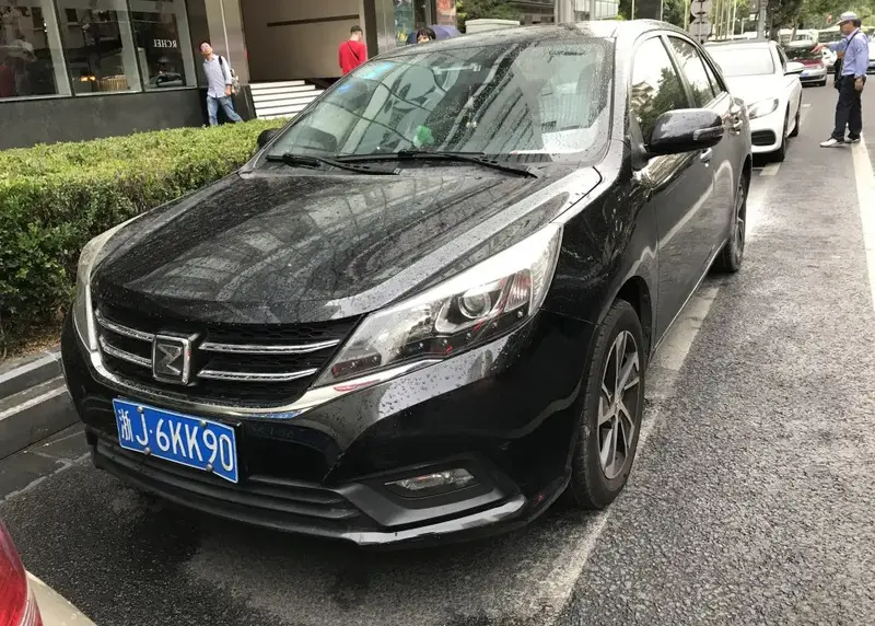 Zotye Z300/Z360 Z300 (facelift 2014)