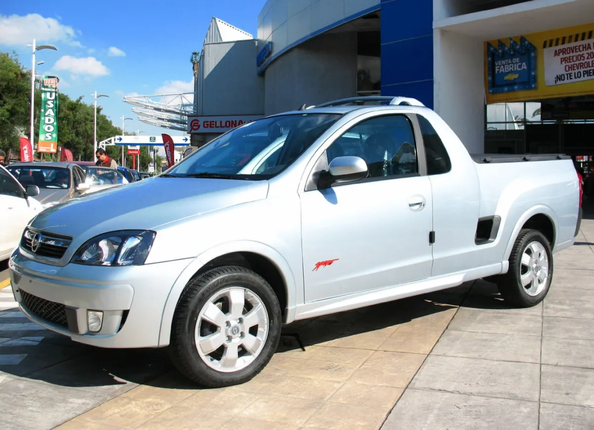 Chevrolet Montana Montana I